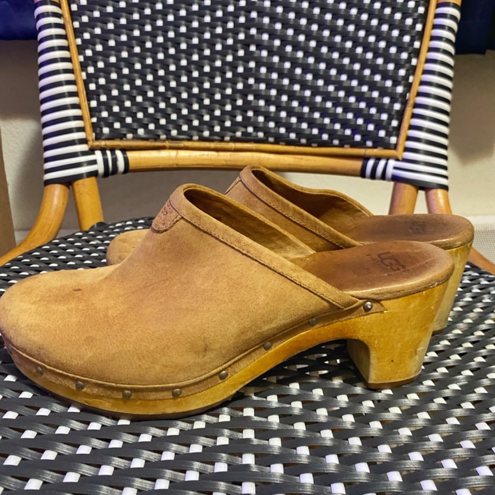 Size 9 Ugg Suede Colorblock Pattern Mules. - image 2